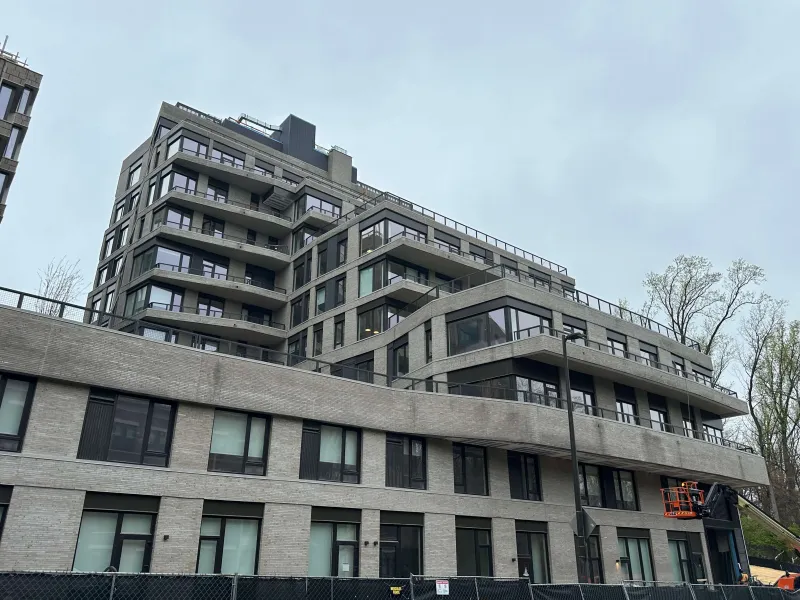 Strathmore Square – Building B | INTUS Windows