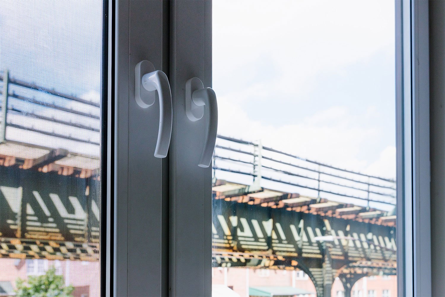 Astoria Central 170915 Windows Nyc 180 Web