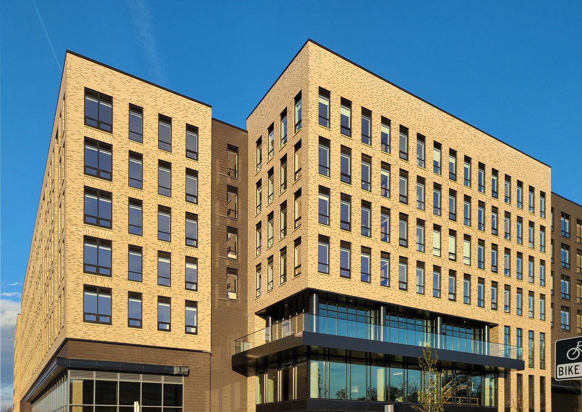 Halley Rise F Ip17 Web