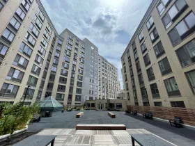 Bronx Commons10