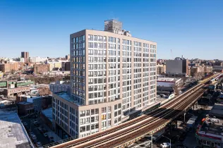 1325 Jerome Avenue