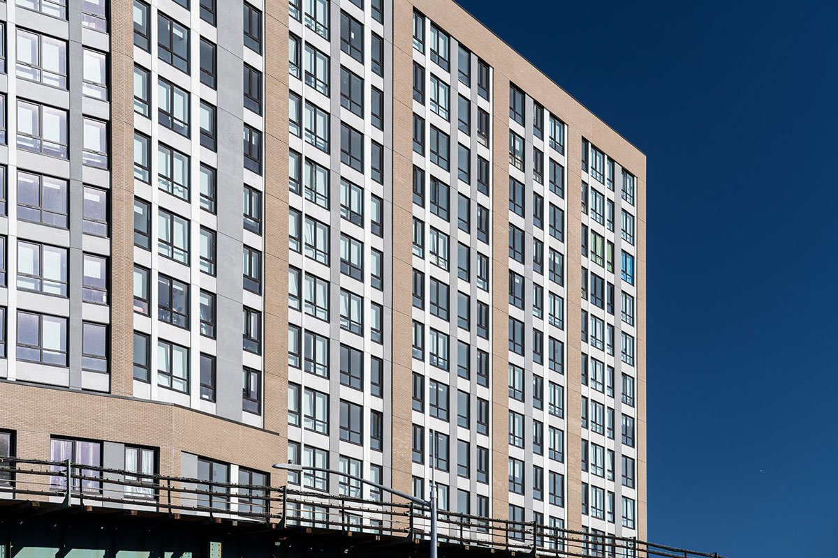 1325 Jerome Avenue