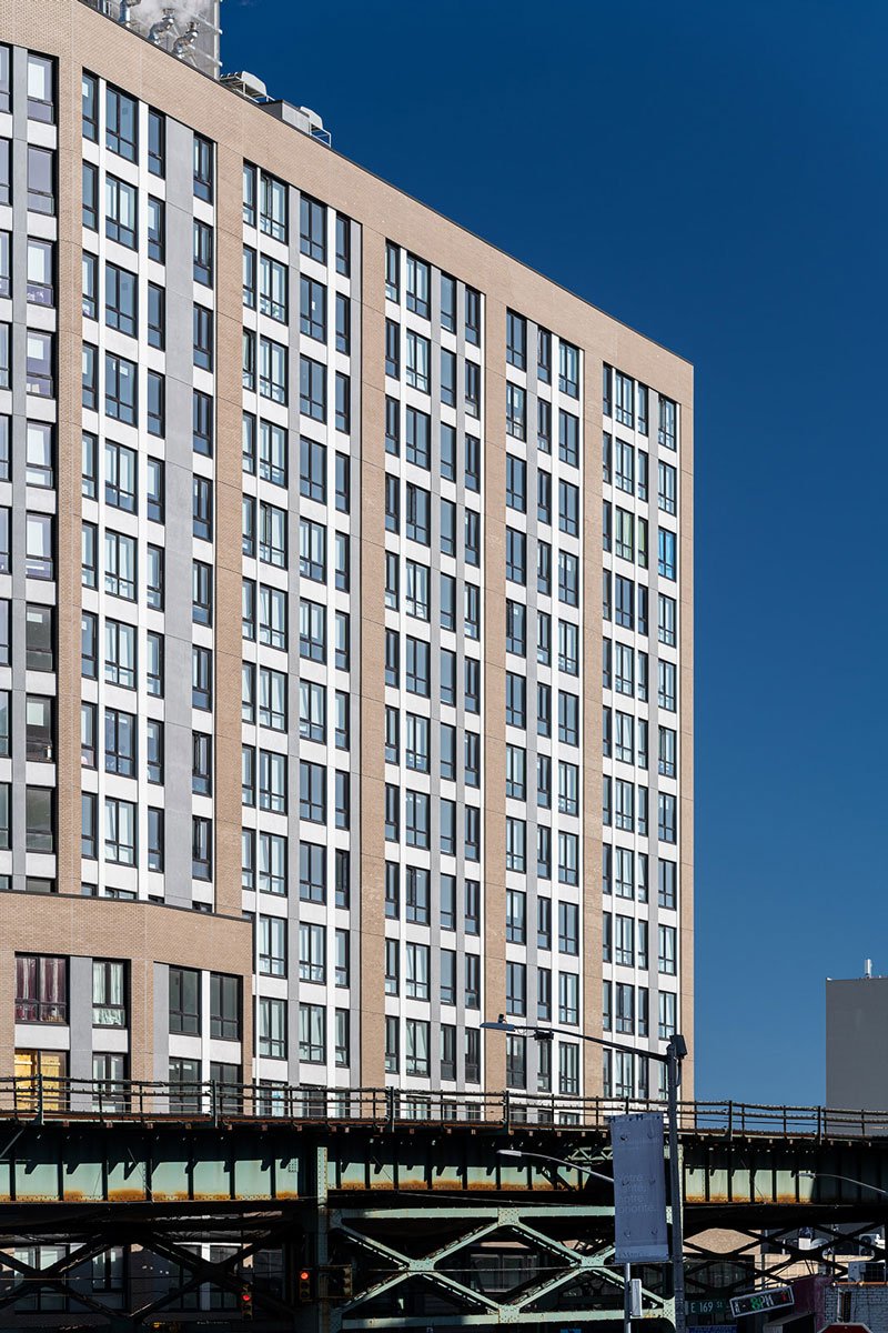 1325 Jerome Avenue