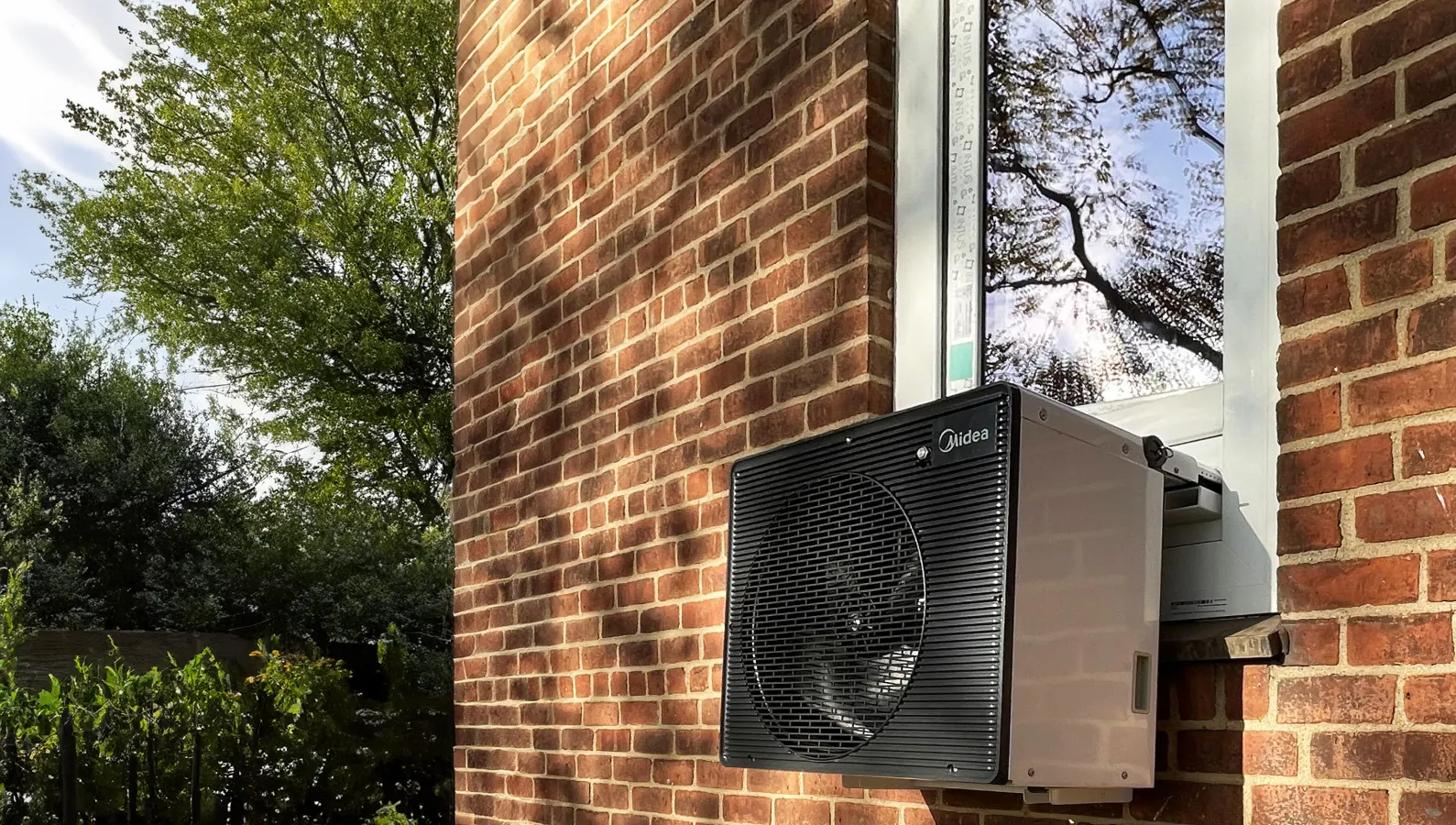 INTUS Windows Heat Pump Panels: Powering Clean Heat for All | INTUS Windows