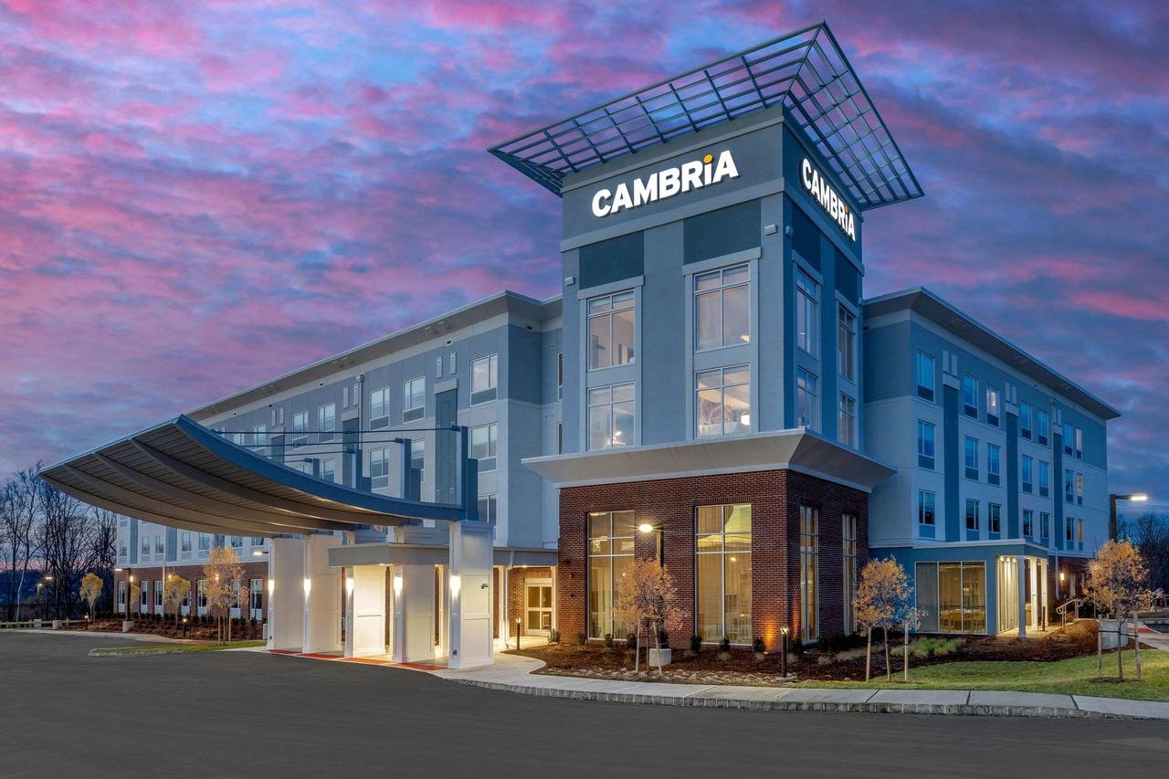 Cambria Hotels Suites