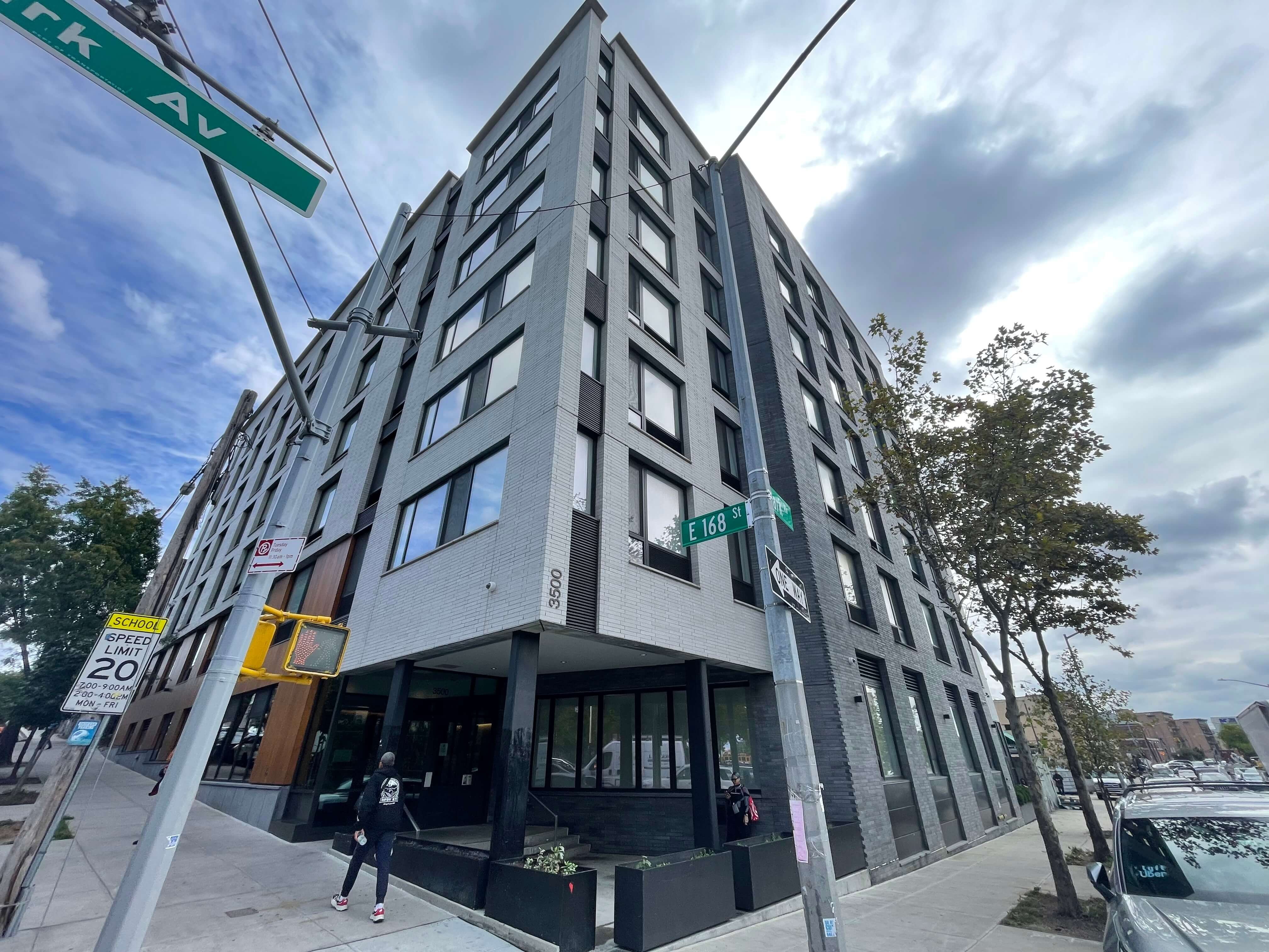 3500 Park Avenue Apartments 1
