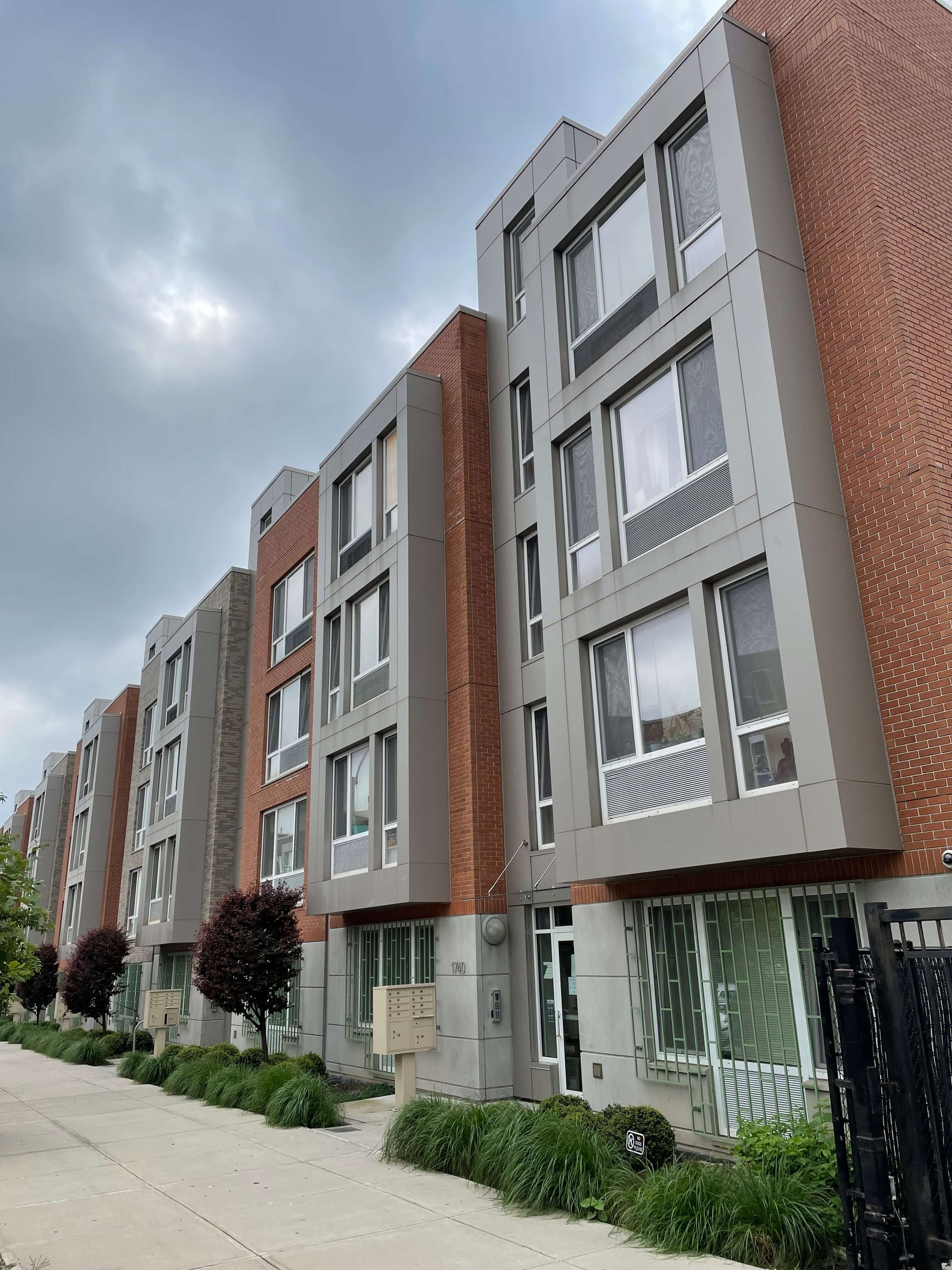Prospect Plaza 25