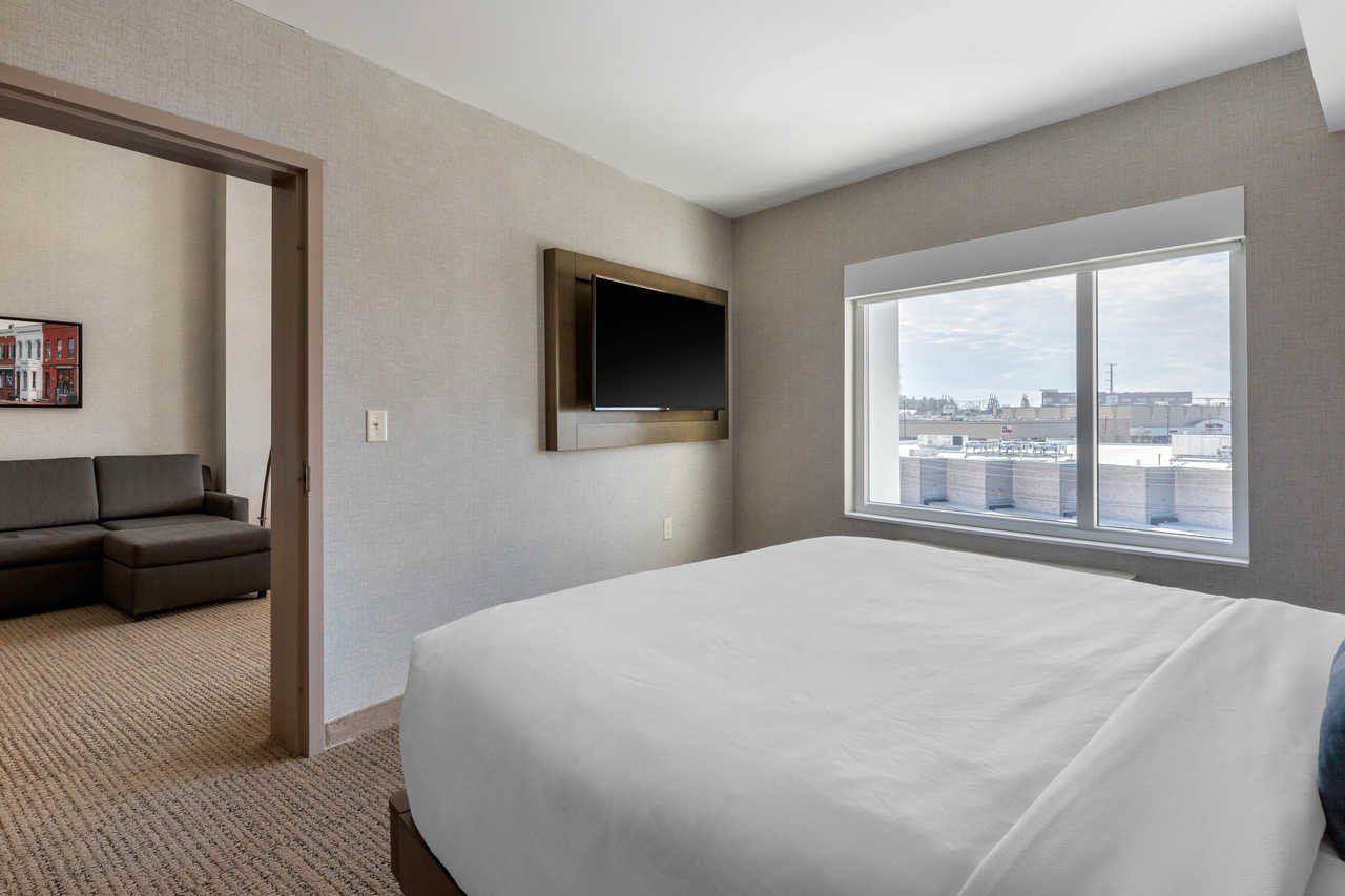 Cambria Hotels Suites4