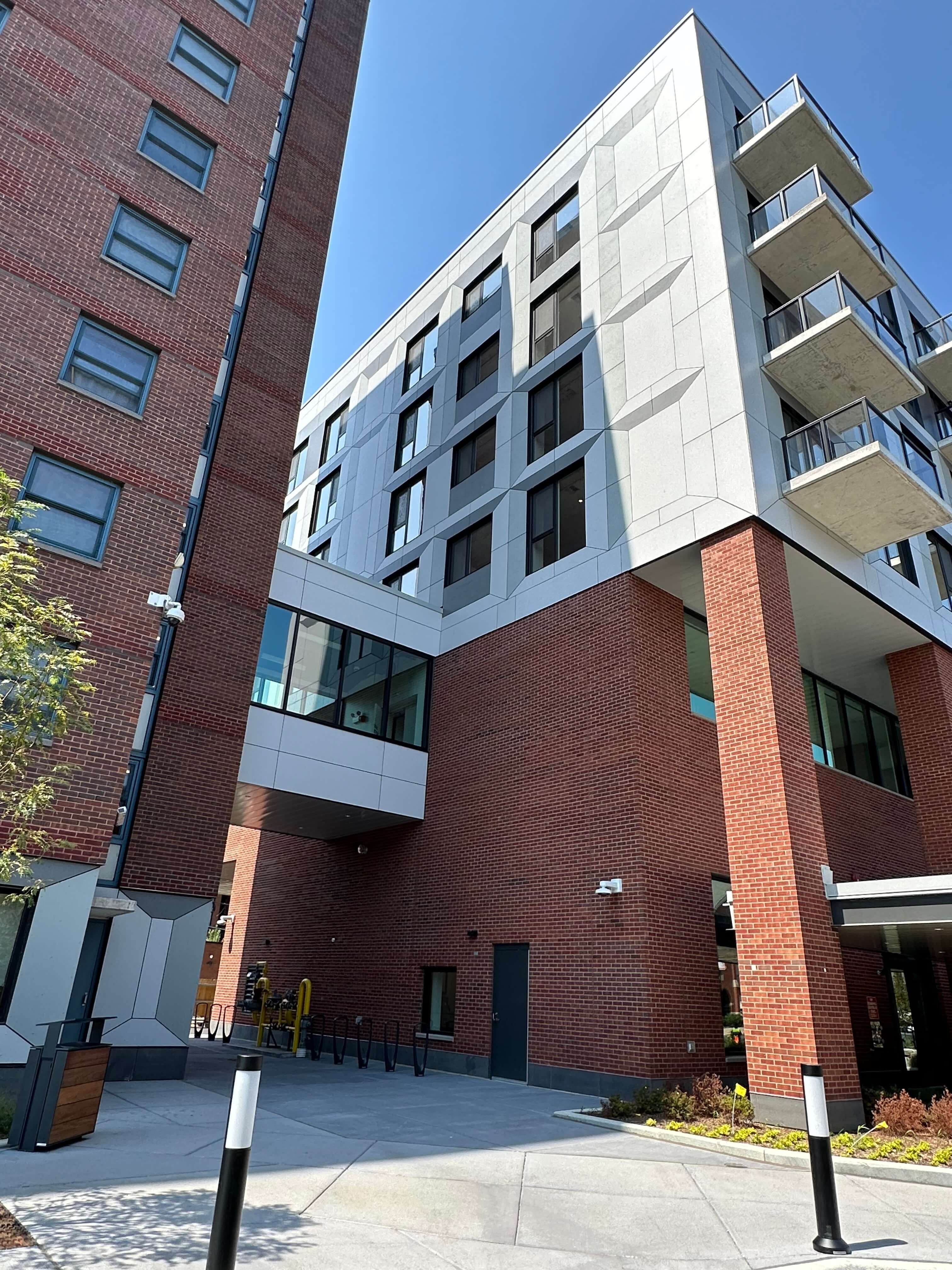Edith Spurlock Sampson Apartments5