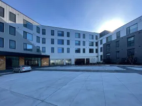 144 Addison1