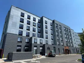 Hampton Inn Suites Chicago 1