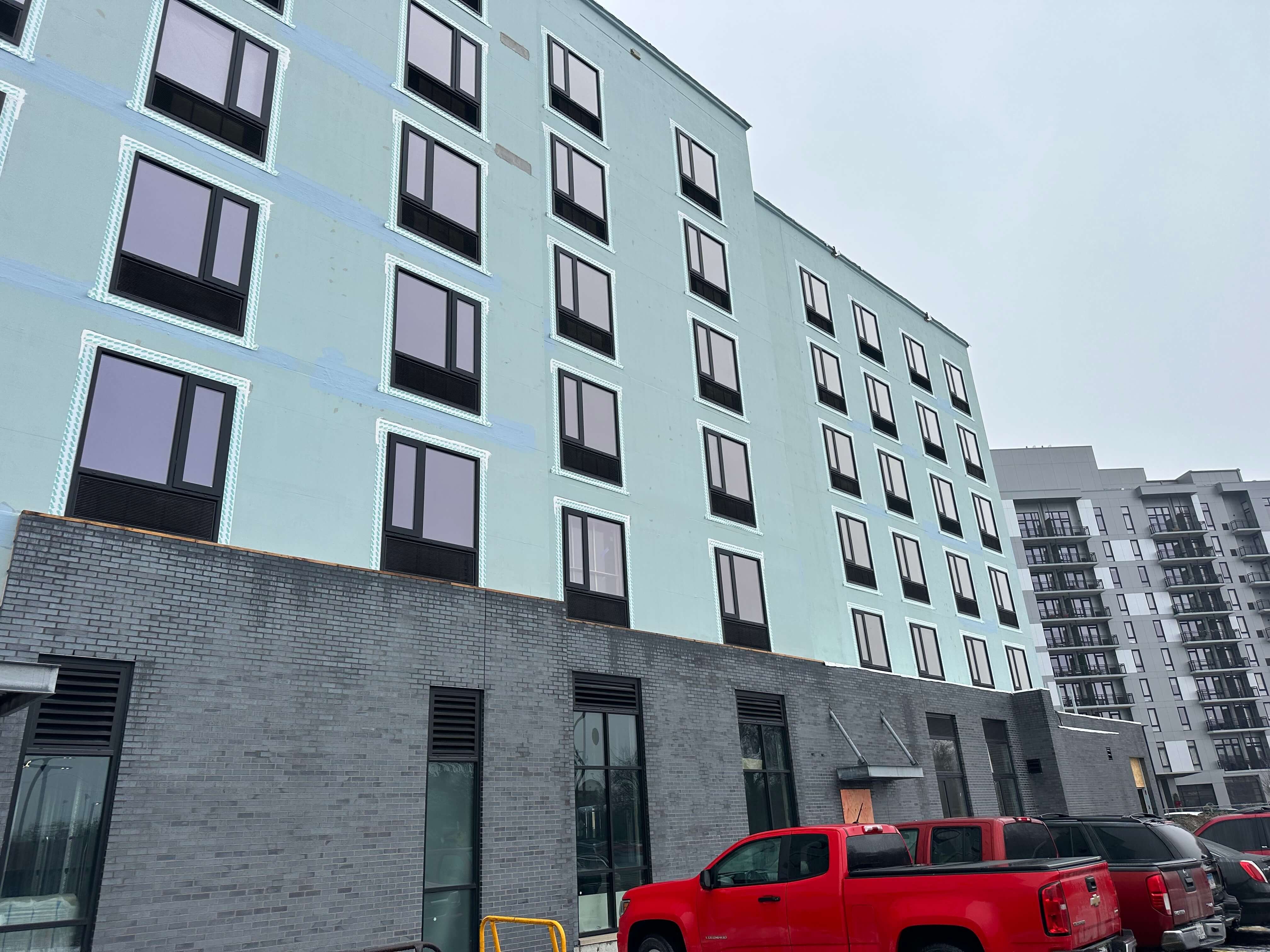Hampton Inn Suites Chicago 4